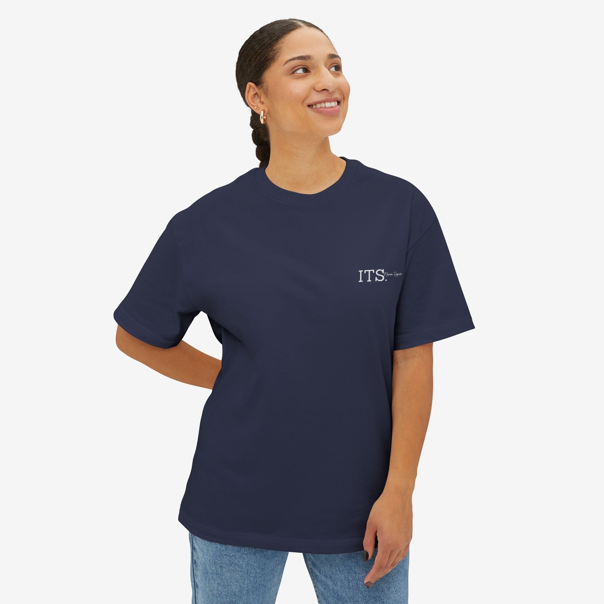 BE BOLD OR ITALIC — OVERSIZED TYPOGRAPHY TEE