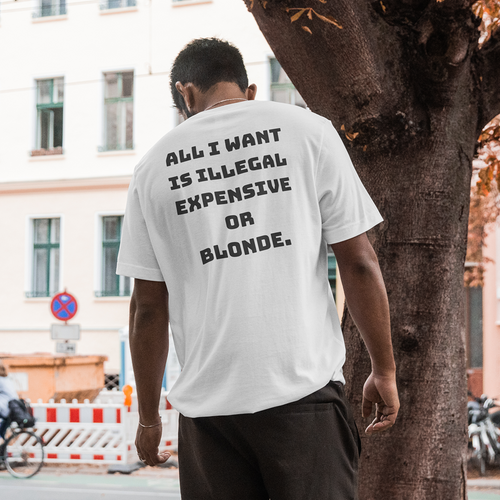 ALL I WANT IS BLOND ESSENTIAL TEE